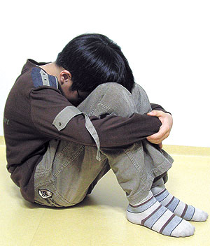 ▲ 말 안 듣는 아이를 둔 부모들은 자신 및 주변 사람들의 노력만으로 힘들 때는 병원 등 전문기관의 도움을 받는 것이 좋다. 김태형기자 thkim21@msnet.co.kr