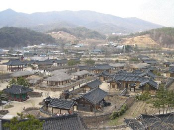 ▲ 풍기군수 주세붕이 1543년 백운동서원이라는 이름으로 설립했다가 퇴계 이황이 풍기군수로 부임해 명종으로부터 
