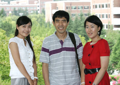 좌로부터 김정아, 강성현, 김정실씨