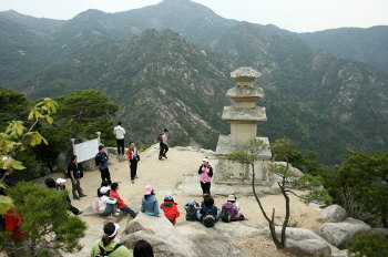 ▲ 경주남산연구소가 마련한 