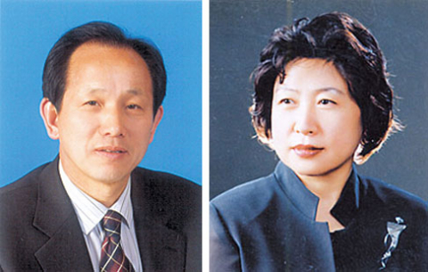 신현국 문경시장(왼쪽), 윤순영 대구 중구청장