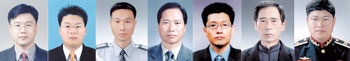 사진 왼쪽부터 일반행정 도명, 치안질서 김남수, 소방안전 서국수, 교육선도 박동진, 문화언론 안창한, 체신근로 정상운, 안보긍지 백승만.
