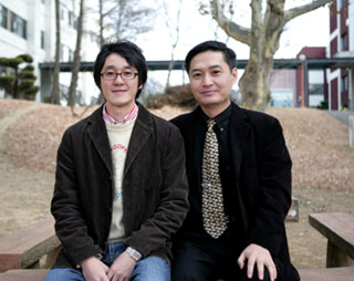 류원석 교수(사진오른쪽)와 이영재 씨