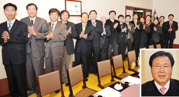 대구·경북 바이오산업 육성을 위해 관련 기관들의 통합된 조직인 대경바이오포럼 법인화와 산·학·연 협력방안 등 다양한 논의가 진행되고 있다. 사진은 지난 18일 열린 대경바이오포럼 법인화 발기인 대회. (인물사진 홍대일 대경바이오포럼 의장). 정운철기자 woon@msnet.co.kr