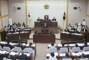 ▲ 30일 열린 경북도의회 본회의에서 