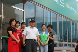 ▲ 군위·의성 농협들이 금융 사무실과 하나로마트를 대형화해 지역경제의 중심으로 부상하고 있다.