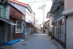 ▲ 포항 구룡포읍에 밀집한 일본식 주택 