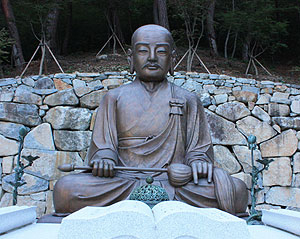 ▲ 아도화상의 동상
