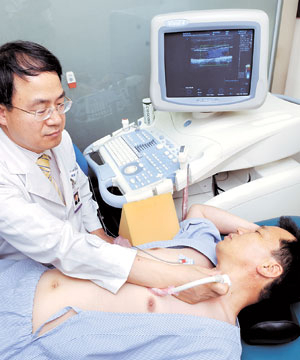 ▲메디하트내과의원은 심장질환에 대한 정확한 진단 및 치료, 세심한 관리, 친절 등으로 환자들에게 좋은 반응을 얻고 있다.