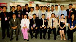 대구경북소재개발협의회는 2007년부터 세계 최대 원단 시장인 중국 광저우에서 매년 두차례씩 