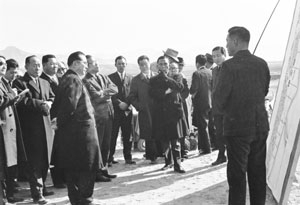 1964년 농소면 월곡리 용시마을 경지정리사업 현장에 시찰나온 박정희 전 대통령