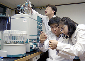신설되는 계명대 의용공학과는 첨단의료복합단지 유치와 광역선도 IT융복합의료기기 인재양성사업 등 대형 국책사업과 맞물려 시너지 효과를 창출할 것으로 기대된다.