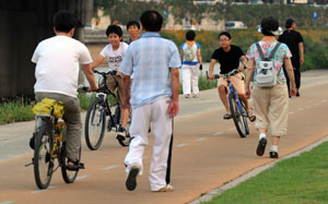 As the cyclists increase so do the complaints as the narrow path gets so crowded and dangerous for both cyclists and pedestrians