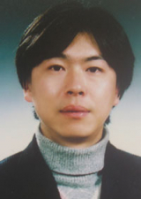 김현욱