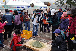 지난해 울릉산나물 축제 모습