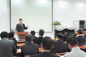 전국 주요 기독교 대표들이 지난달 29일 대구 서문교회에 모여 기독교의 위기 상황을 논의했다.
