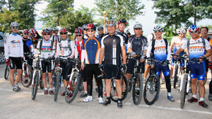 29일 열리는 제1회 구미 새마을 전국 MTB 챌린저대회 코스를 구미시 자전거연합회 회원들이 대회 코스 45㎞ 구간을 답사했다.