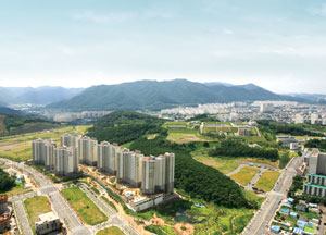 경산 사동2지구 화성파크드림은 친환경생활문화를 누릴 수 있는 설계와 자연환경을 갖추고 있다. 항공기에서 촬영한 단지 모습. 화성산업 제공