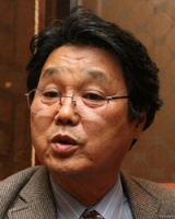 시인 이건청