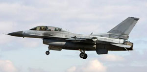 공군의 최신예 전투기 F-15K의 뒤를 든든히 받치는 역할을 수행하는 KF-16 전투기.
