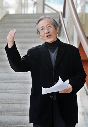남세진 전 대구문화예술회관 관장은 대구가 성숙한 문화예술 도시가 되기 위해서는 상대의 단점보다는 장점에 주목하고 칭찬하는 분위기가 조성돼야 한다고 말했다. 김태형기자 thkim21@msnet.co.kr