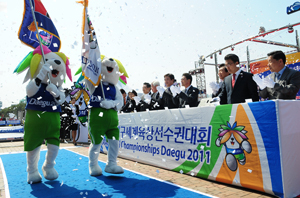2011 대구세계육상선수권대회 D-150일을 하루 앞둔 30일 동대구역 광장에서 열린 