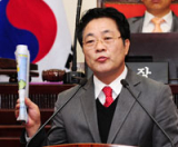 26일 대구 달서구의회 제186회 임시회에서 서재령 의원이 지역신문을 애독하자는 취지의 5분 자유발언을 하고 있다. 성일권기자 sungig@msnet.co.kr
