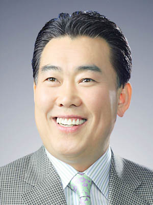 동지고 한명희(23회) 총동창회장