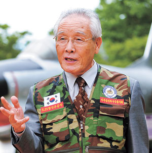 맏형을 대신해 16살의 나이로 6