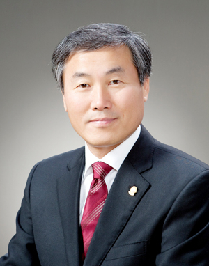 국제라이온스협회 356-A지구 강구태 신임 총재는 