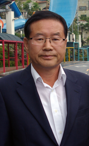 대구관광진흥회 회장으로 선임된 홍호용 회장이 사업구상을 밝히고 있다.