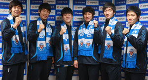 왼쪽부터 이윤규, 이행수, 정안모, 조영훈, 강현영, 박수창 선수.