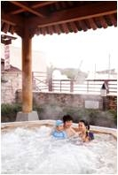 충남 예산군 덕산면에 위치한 리솜스파캐슬은 올 겨울 정(靜)적인 온천 외에 동(動)적인 이벤트도 새롭게 선보여 겨울 여행객들의 눈길을 끌고 있다. 리솜스파캐슬은 