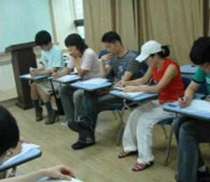 대학생들의 스피치능력향상을 위해 여름방학과 겨울방학 때마다 방학특강을 실시하고 있는 석세스스피치교육원 유호연 원장은 