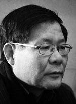 심사위원 이정환(시조시인)