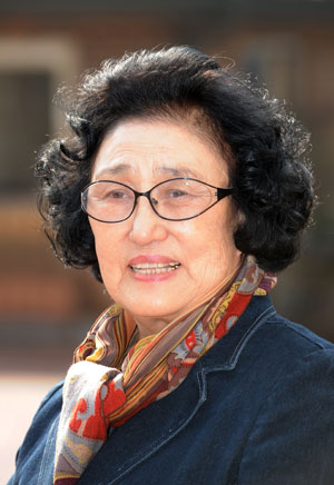 15일 대구 수성아트피아 용지홀에서 춤 평론가 정막 선생 추모 공연 및 출판기념회를 여는 원로 무용가 김기전 씨는 