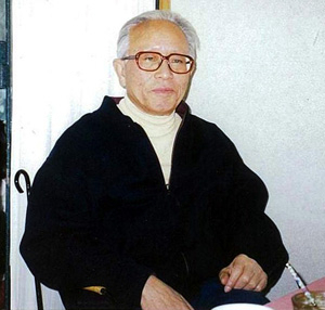 82세의 일기로 세상을 떠난 최기호 시인이 부고는 물론 묘지도 쓰지 않고 시신을 경북대 의과대학에 교육용으로 기증한 것으로 밝혀져 남은 이들에게 많은 것을 생각게 하고 있다. 생전의 최씨 모습.