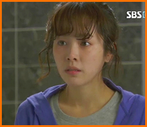 한지민 세수 (사진.SBS 수목드라마 