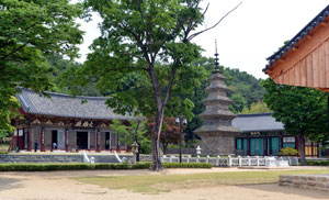 오양호 문학평론가. 인천대학교 인문대학장