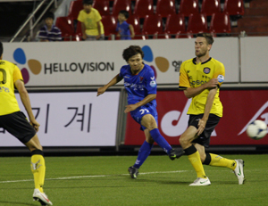 대구FC 김대열이 14일 광양전용구장에서 열린 K리그 15라운드 전남과의 경기에서 선제골을 터뜨리고 있다. 대구FC 제공