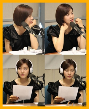 성유리 라디오 부스 안에서... 