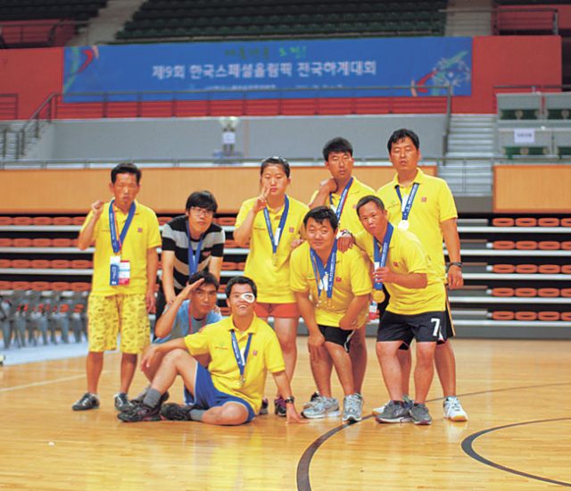 청구재활원 원생들이 제9회 한국스페셜올림픽 전국하계대회에서 메달 7개를 땄다.