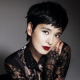 정혜영 숏커트+망사패션 