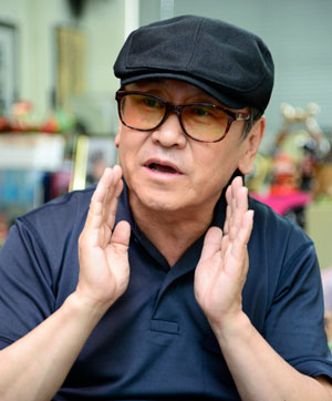1997년부터 대학에서 후학을 양성하고 있는 장 교수는 앞으로 자신이 해야 할 중요한 일 중 하나로 후배들에게 길을 내어주는 것을 꼽았다.
