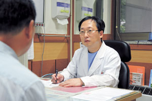위-식도 역류질환은 심장이나 호흡기 및 소화기 질환에 걸렸을 때와 비슷한 증상을 보이기 때문에 진단이 쉽지 않은 경우도 있다.