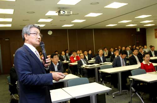 박승호 포항시장은 12일 포항 포스텍 국제관에서 열린 