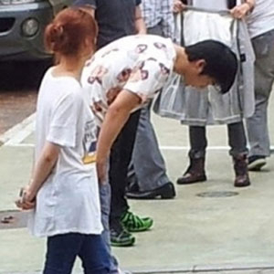 서인국 폴더인사 