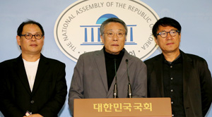 소설가 황석영