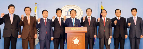 김범일 대구시장과 김관용 경상북도지사를 비롯한 비수도권 13개 시