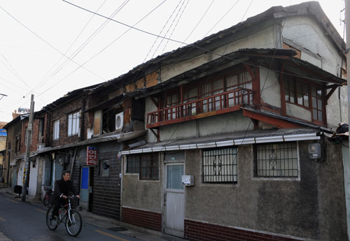 일제강점기 일본인 상가 밀집지역에서 대구 최대 산업공구 골목으로 번성한 대구 북성로가 역사